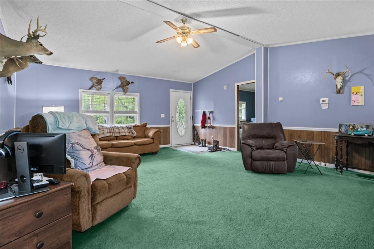 54 Tyler Ln
