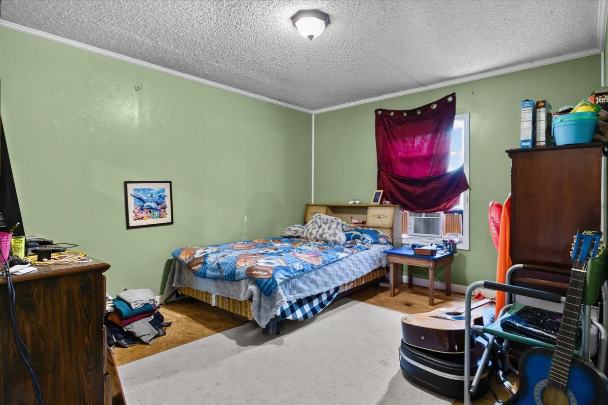 54 Tyler Ln
