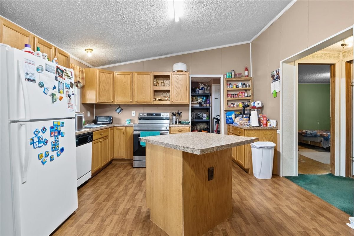 54 Tyler Ln