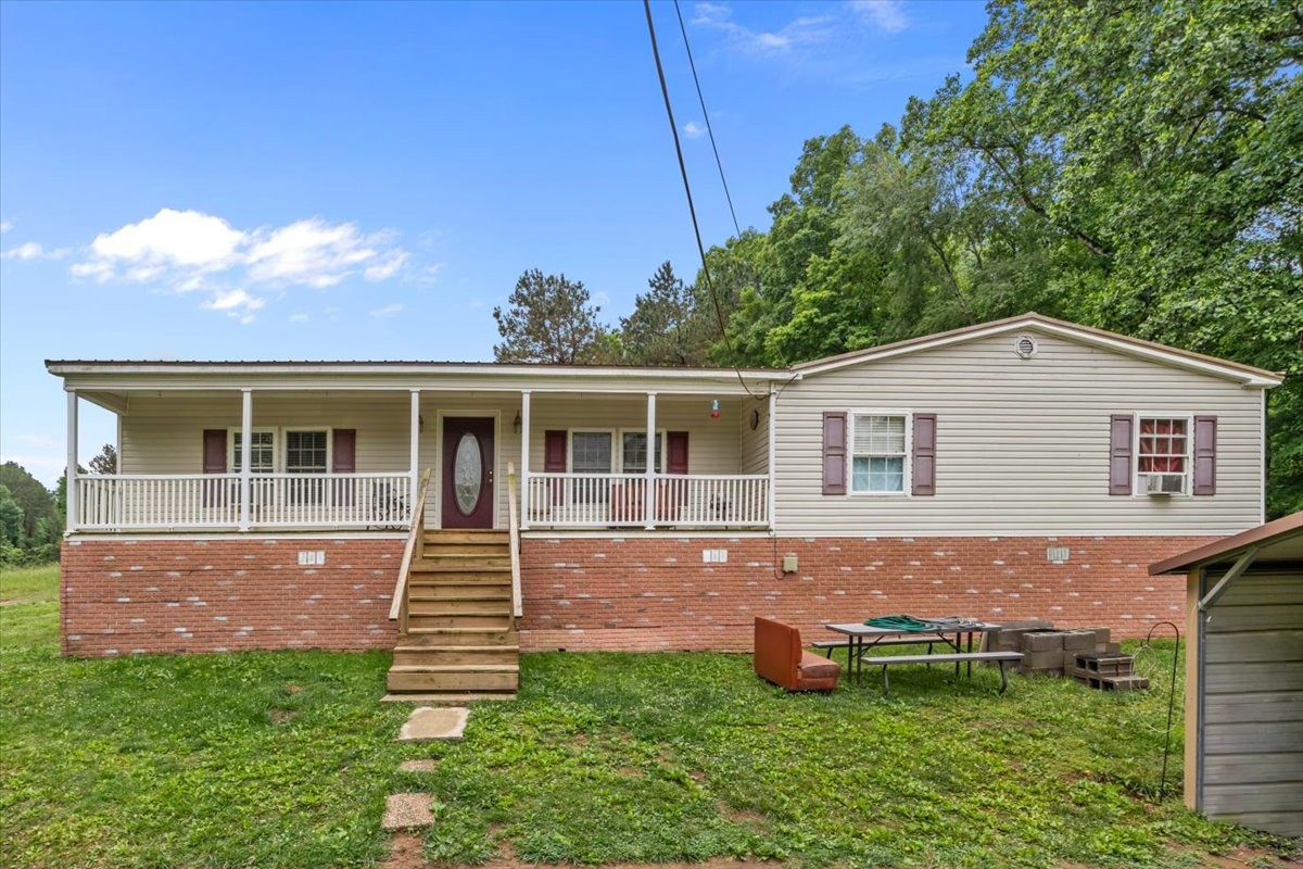 54 Tyler Ln