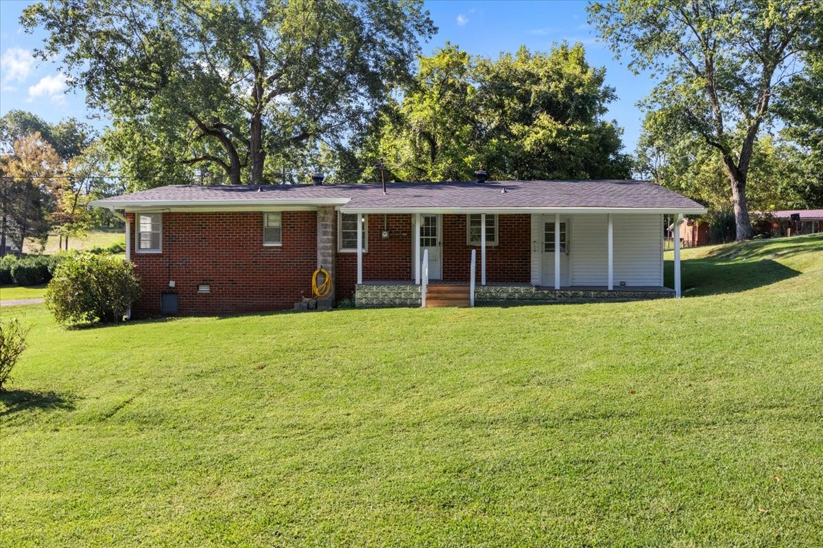 220 Roby Dr