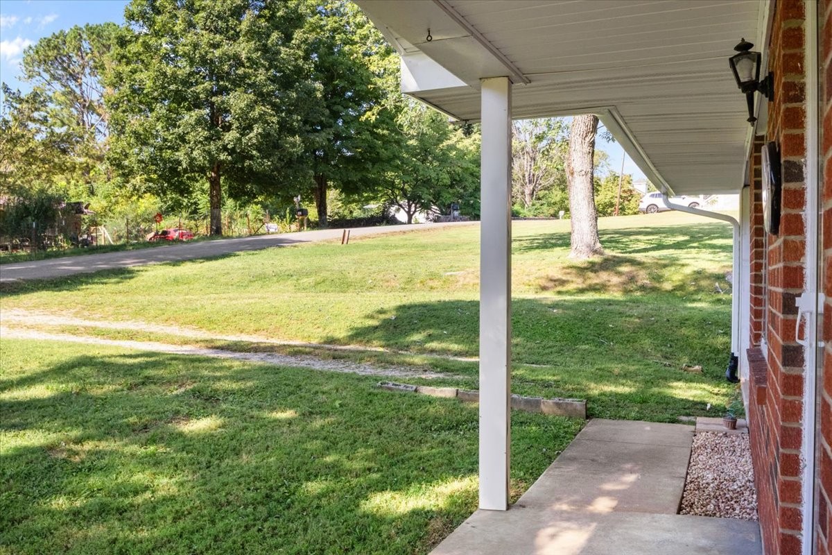 220 Roby Dr