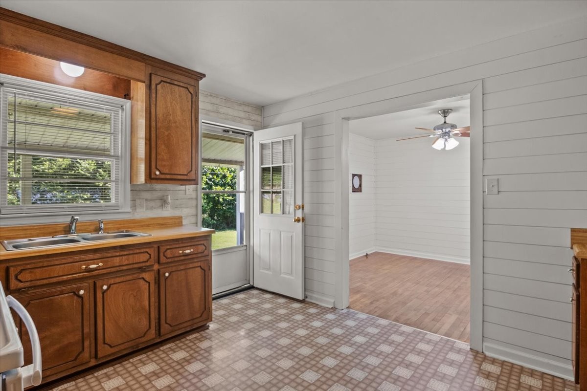 220 Roby Dr