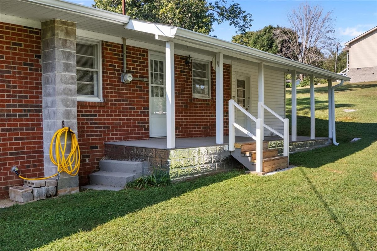 220 Roby Dr