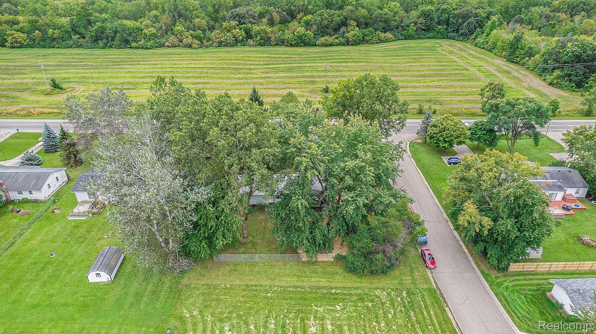 6218 W MOUNT MORRIS Road
