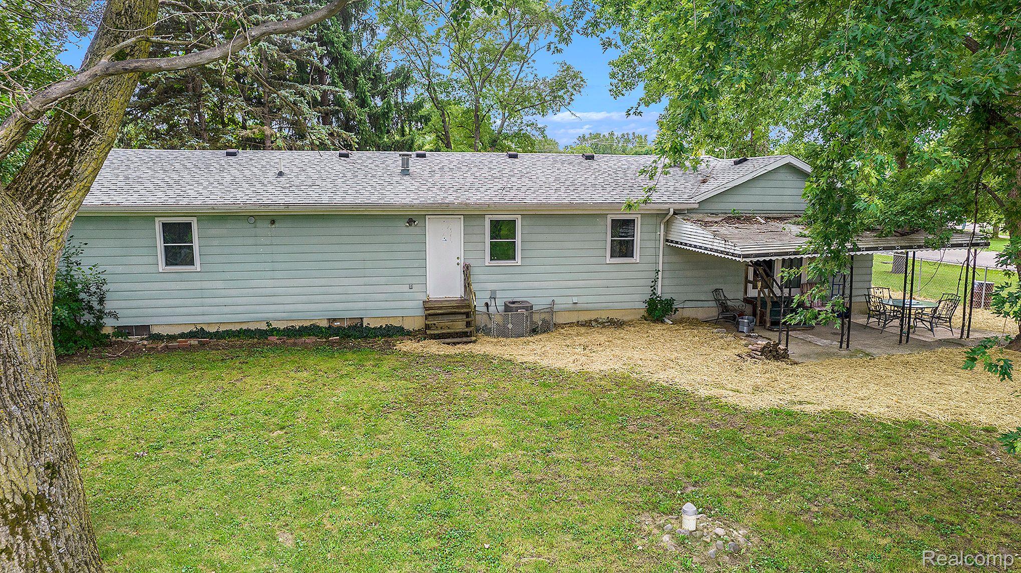 6218 W MOUNT MORRIS Road
