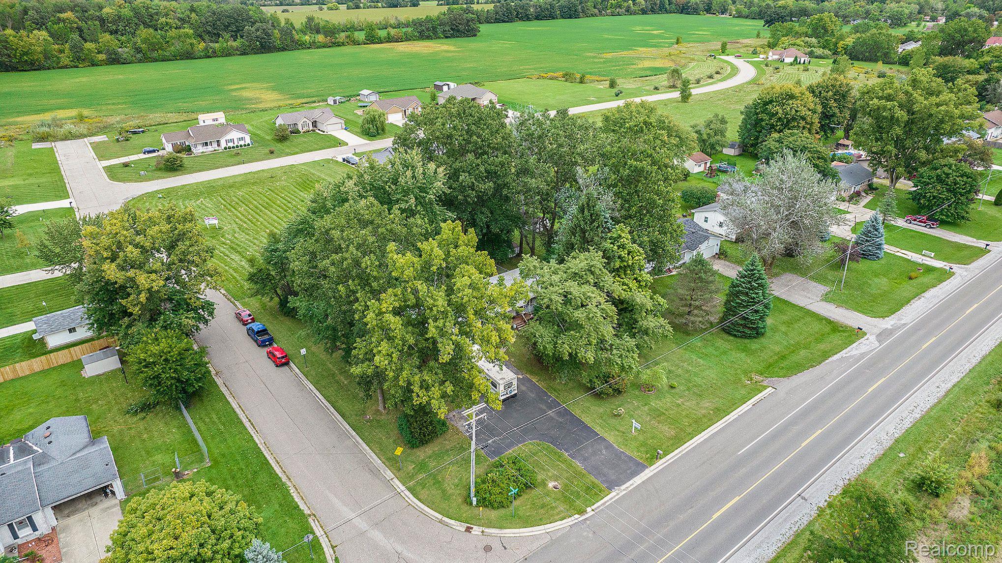 6218 W MOUNT MORRIS Road