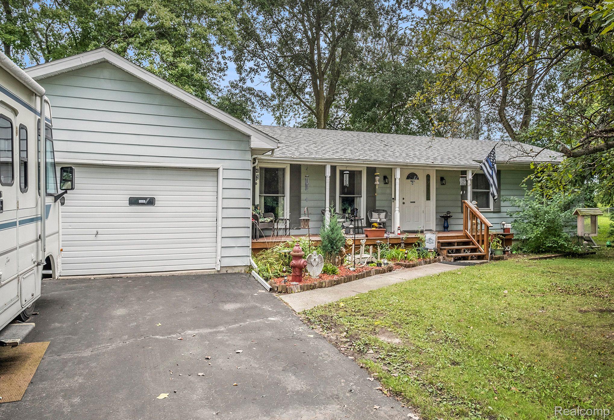 6218 W MOUNT MORRIS Road