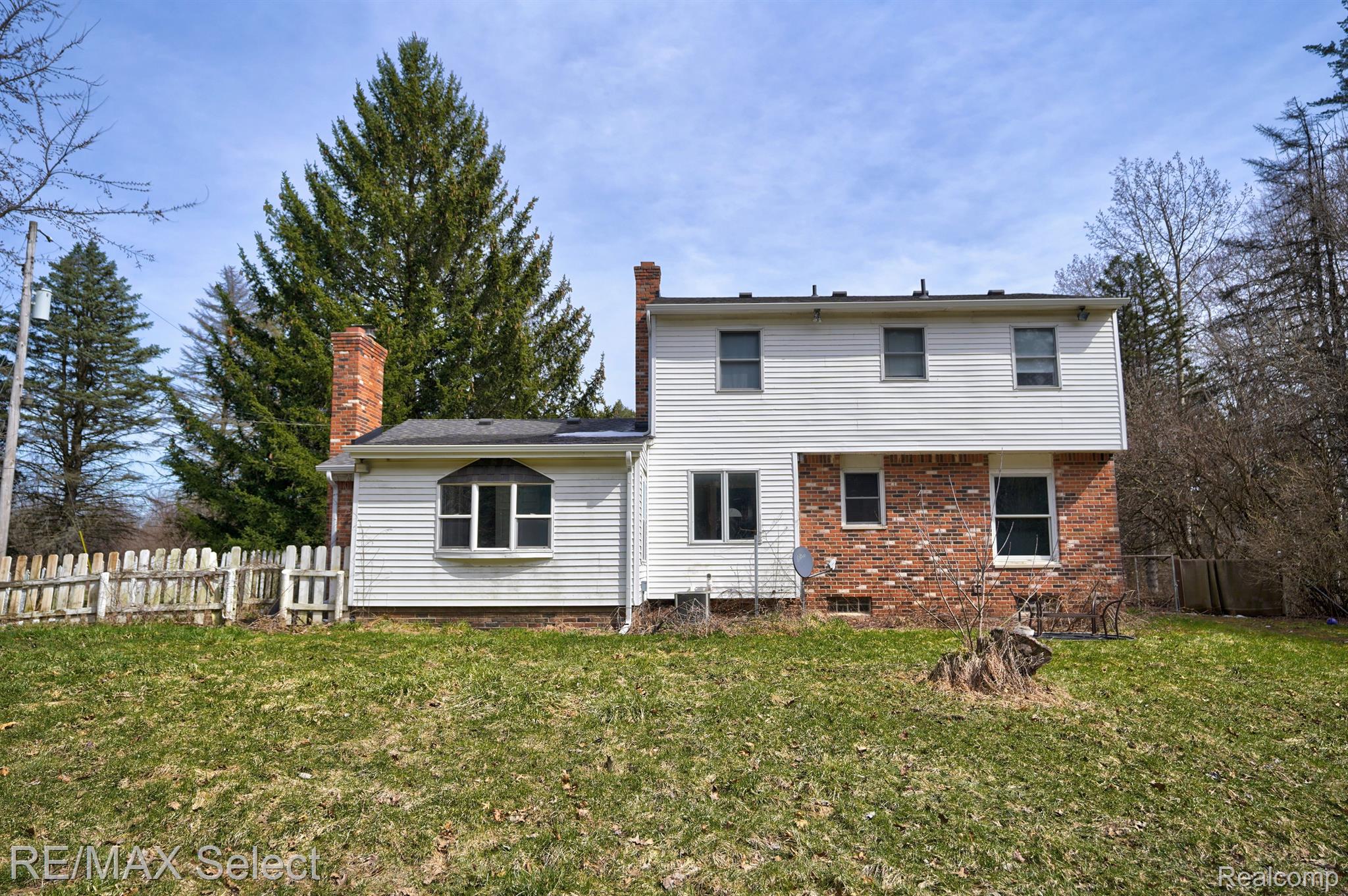 9214 WASHBURN Road