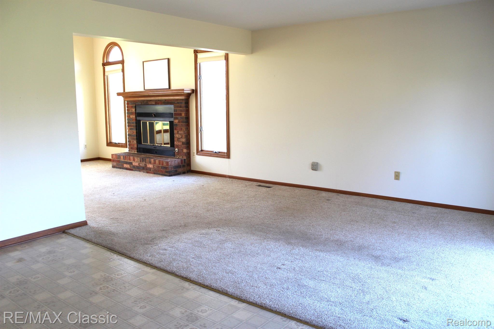 5949 TIPPERARY Circle