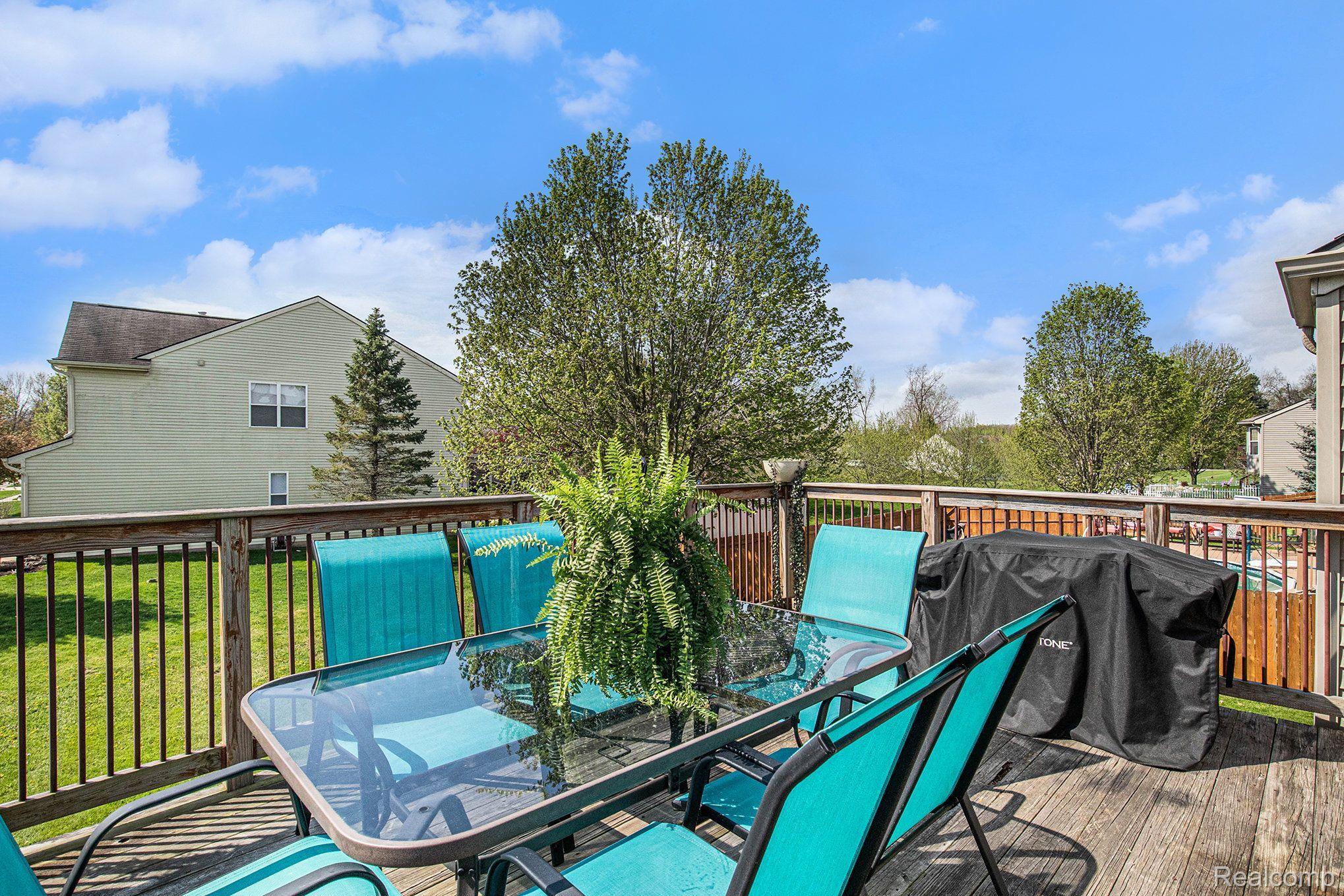494 SWEET BRIAR Ridge