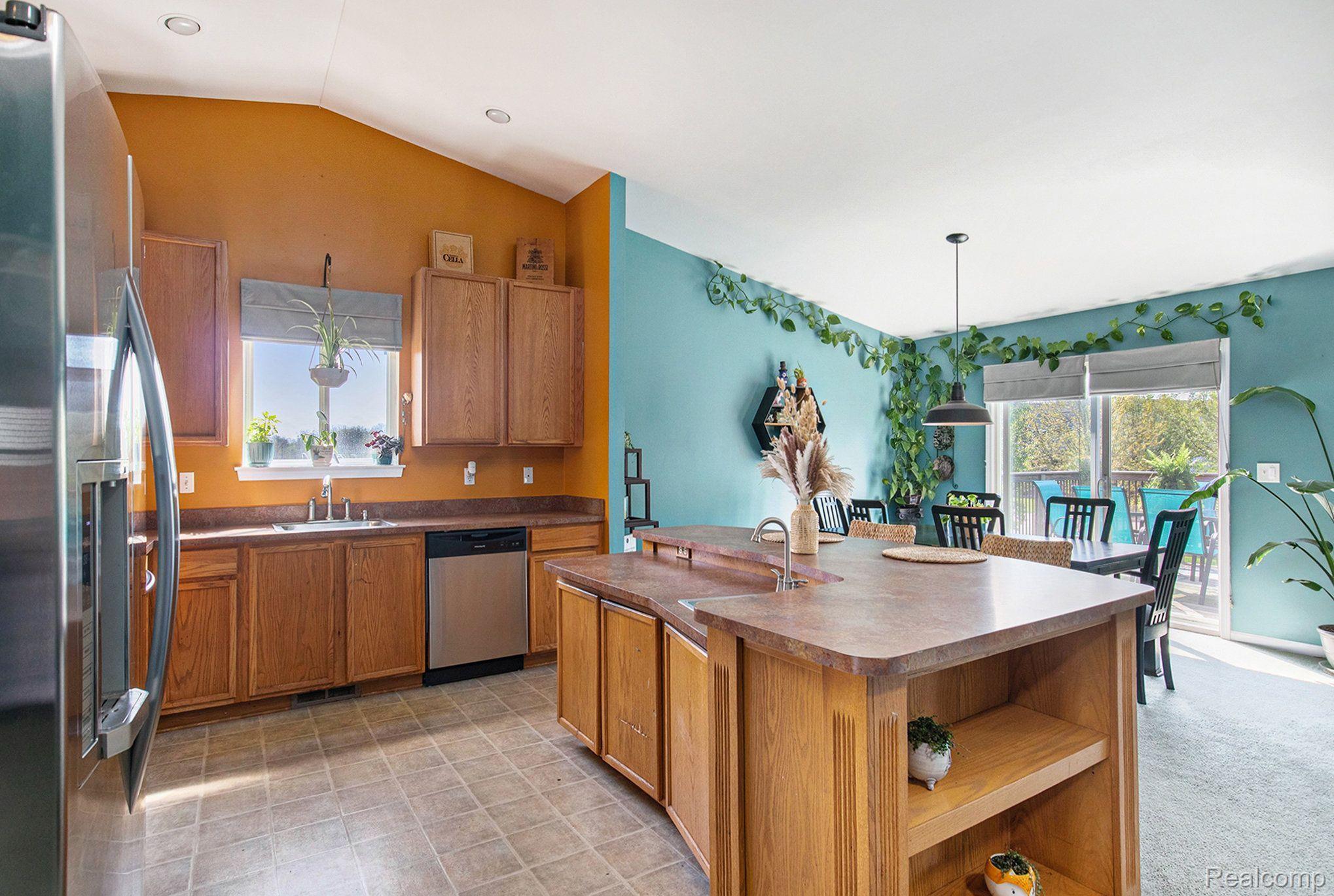 494 SWEET BRIAR Ridge