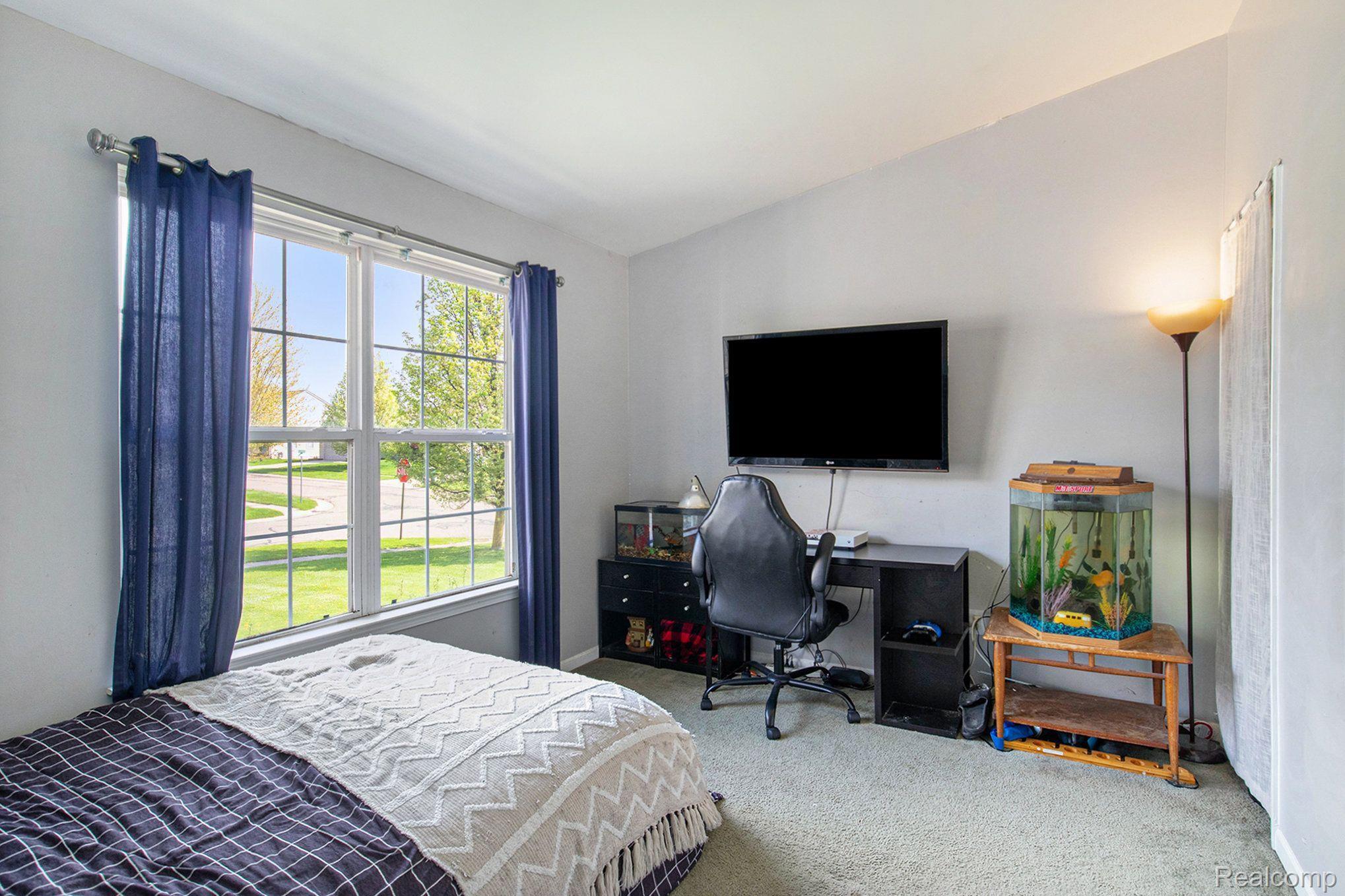 494 SWEET BRIAR Ridge