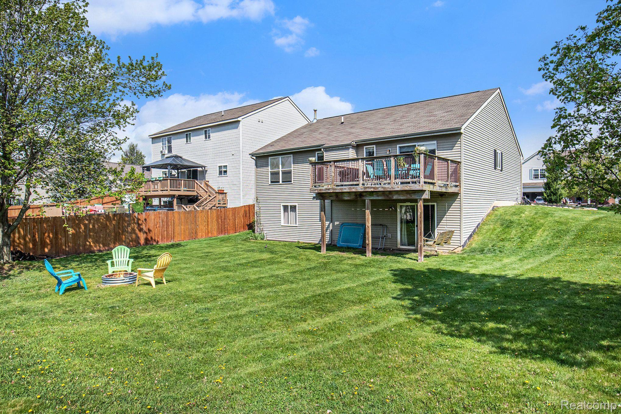 494 SWEET BRIAR Ridge