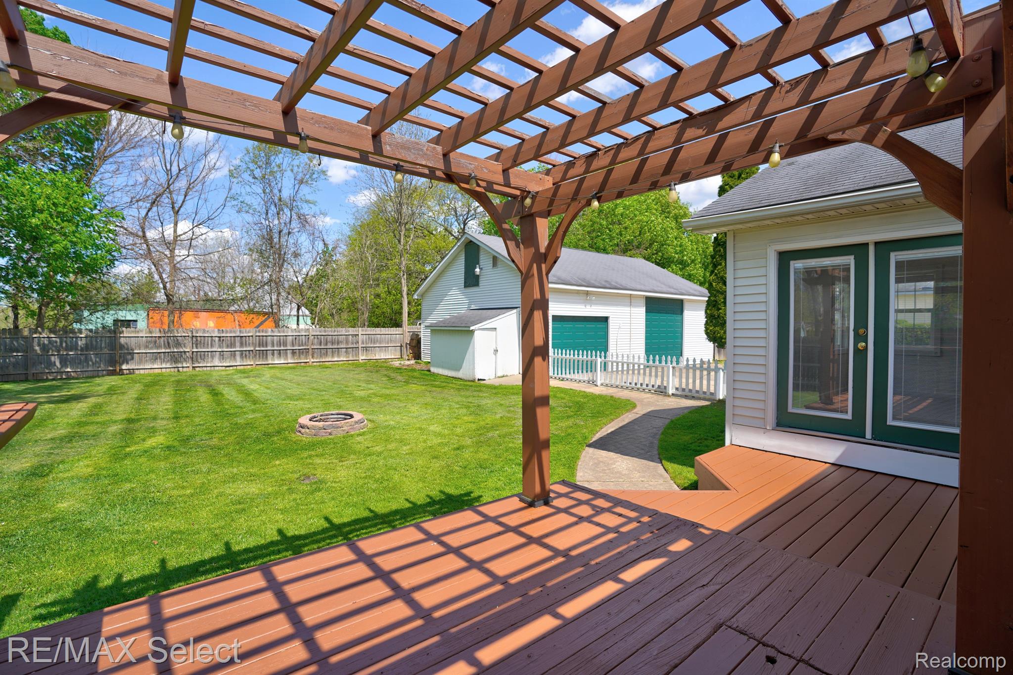 415 HARDEN Street
