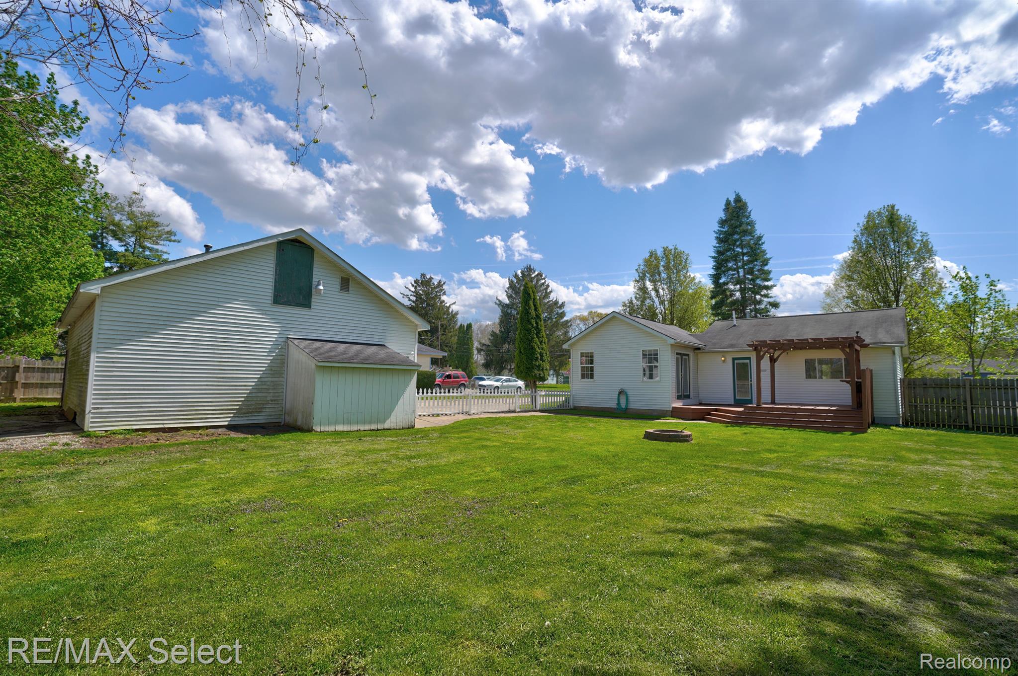 415 HARDEN Street