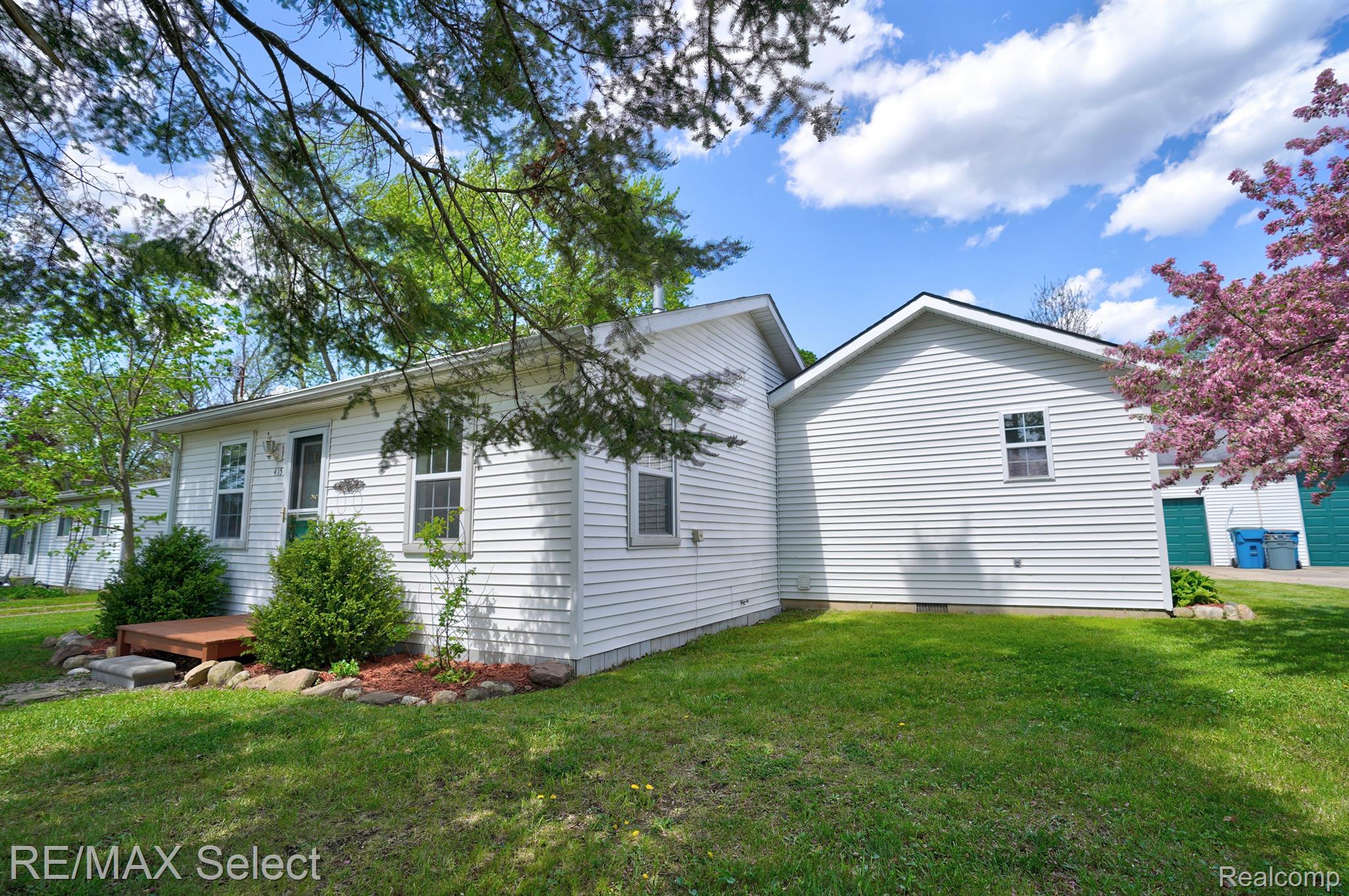 415 HARDEN Street