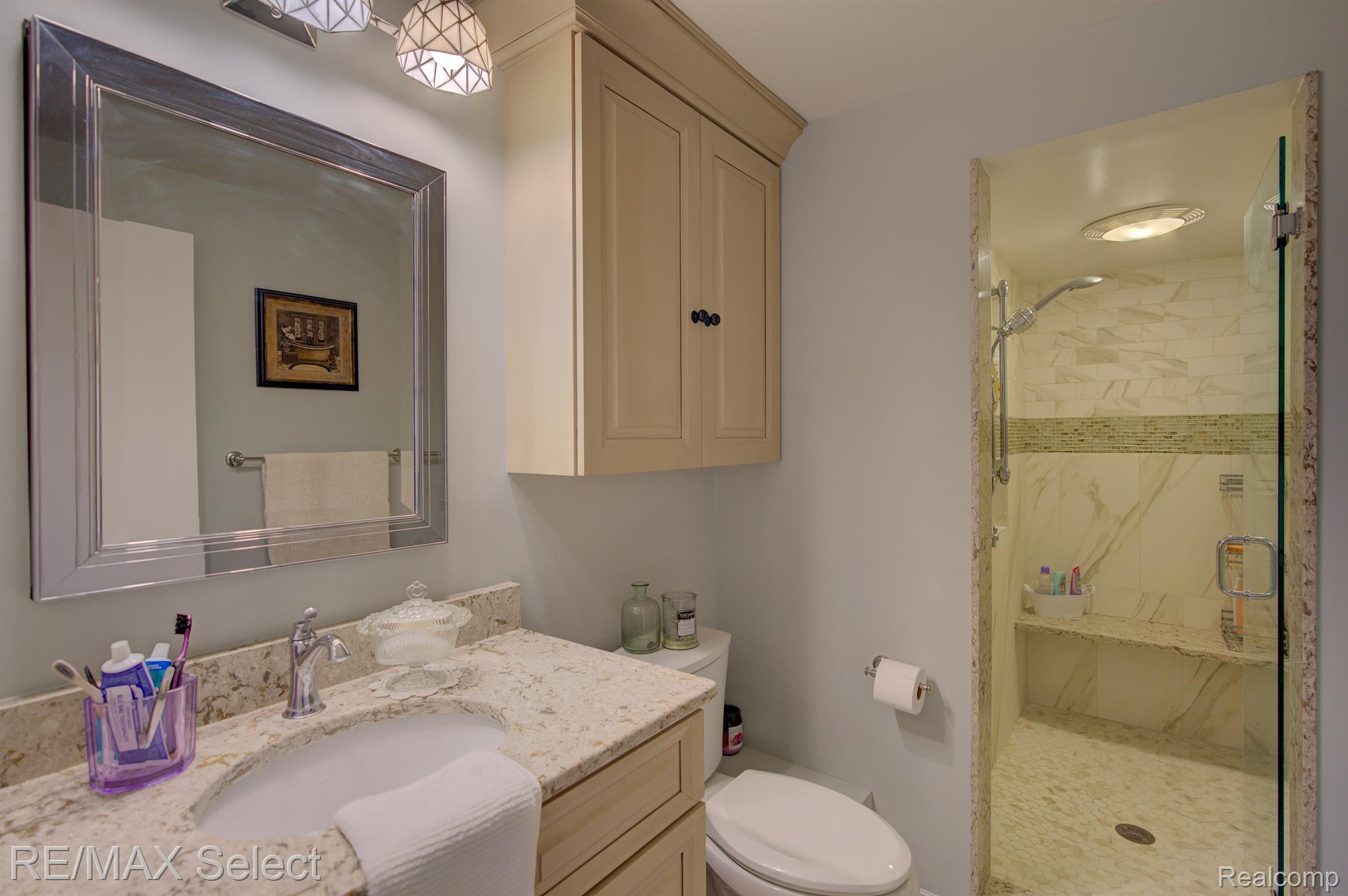 6306 LAURENTIAN Court