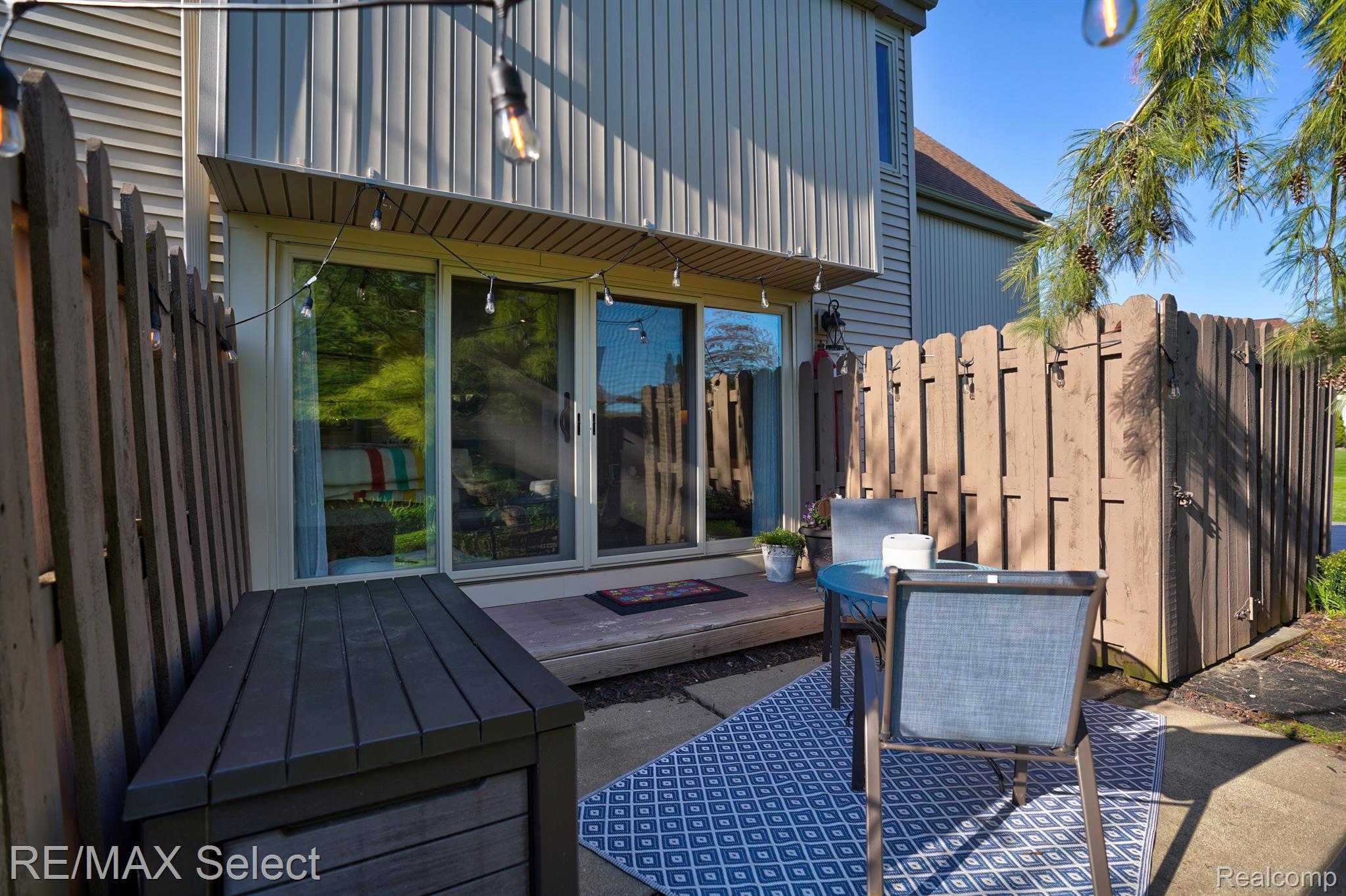 6306 LAURENTIAN Court