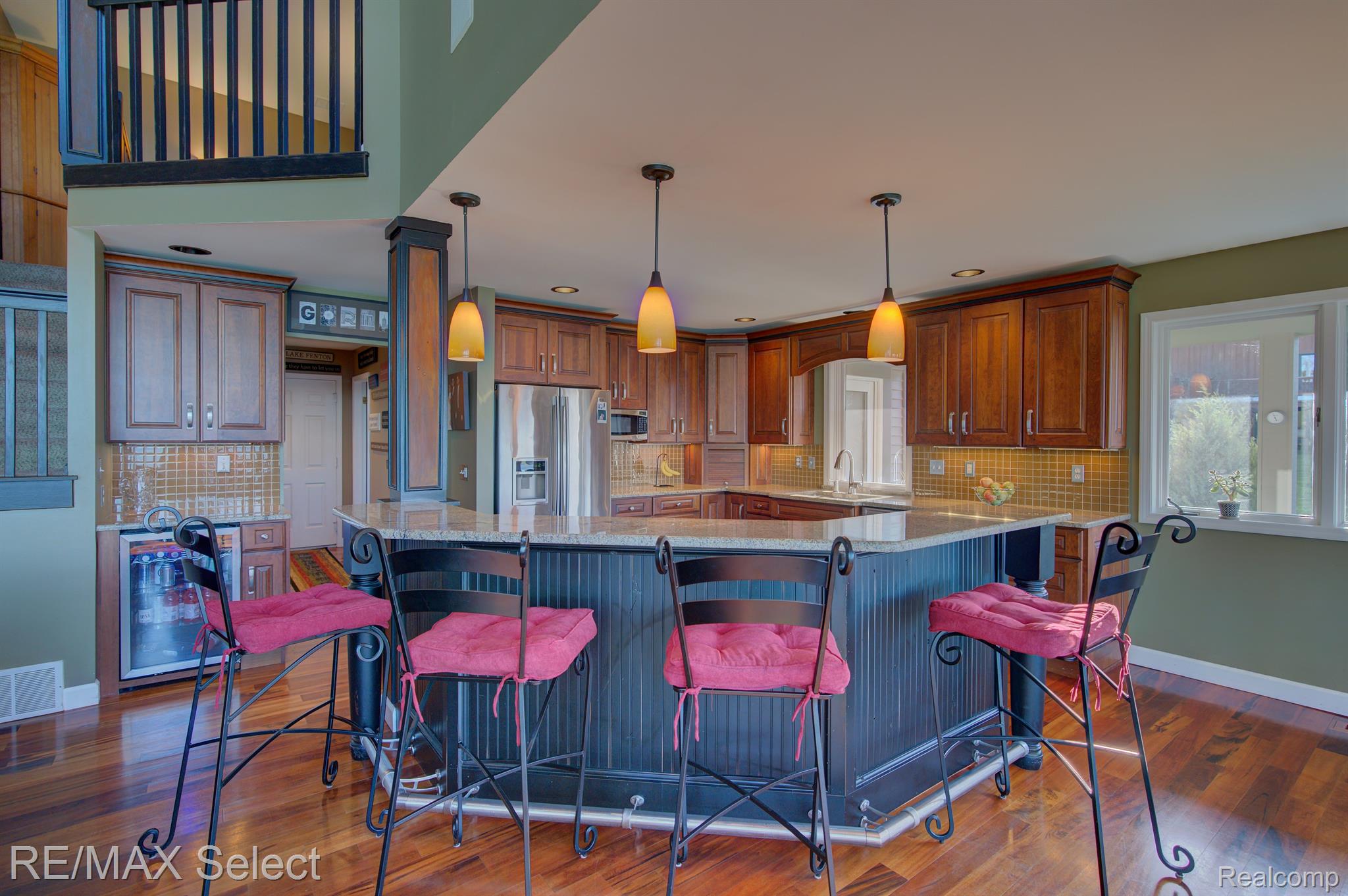 2486 CRANEWOOD Drive