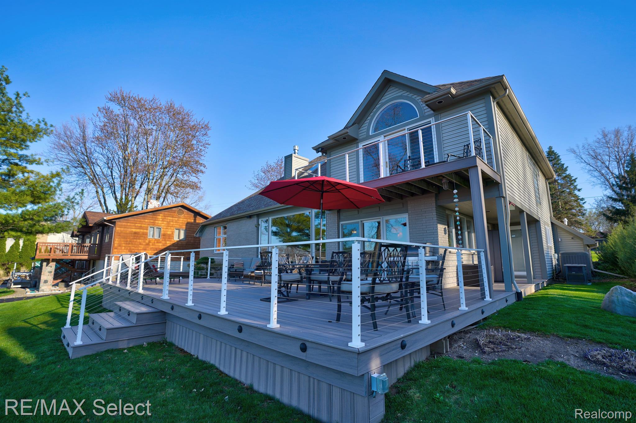 2486 CRANEWOOD Drive