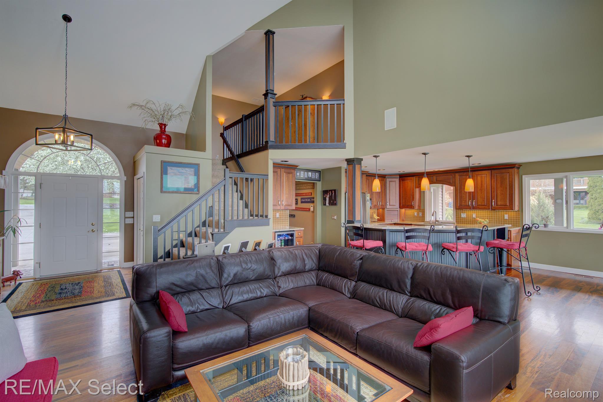 2486 CRANEWOOD Drive