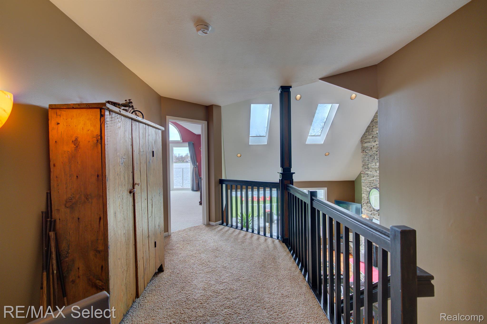 2486 CRANEWOOD Drive