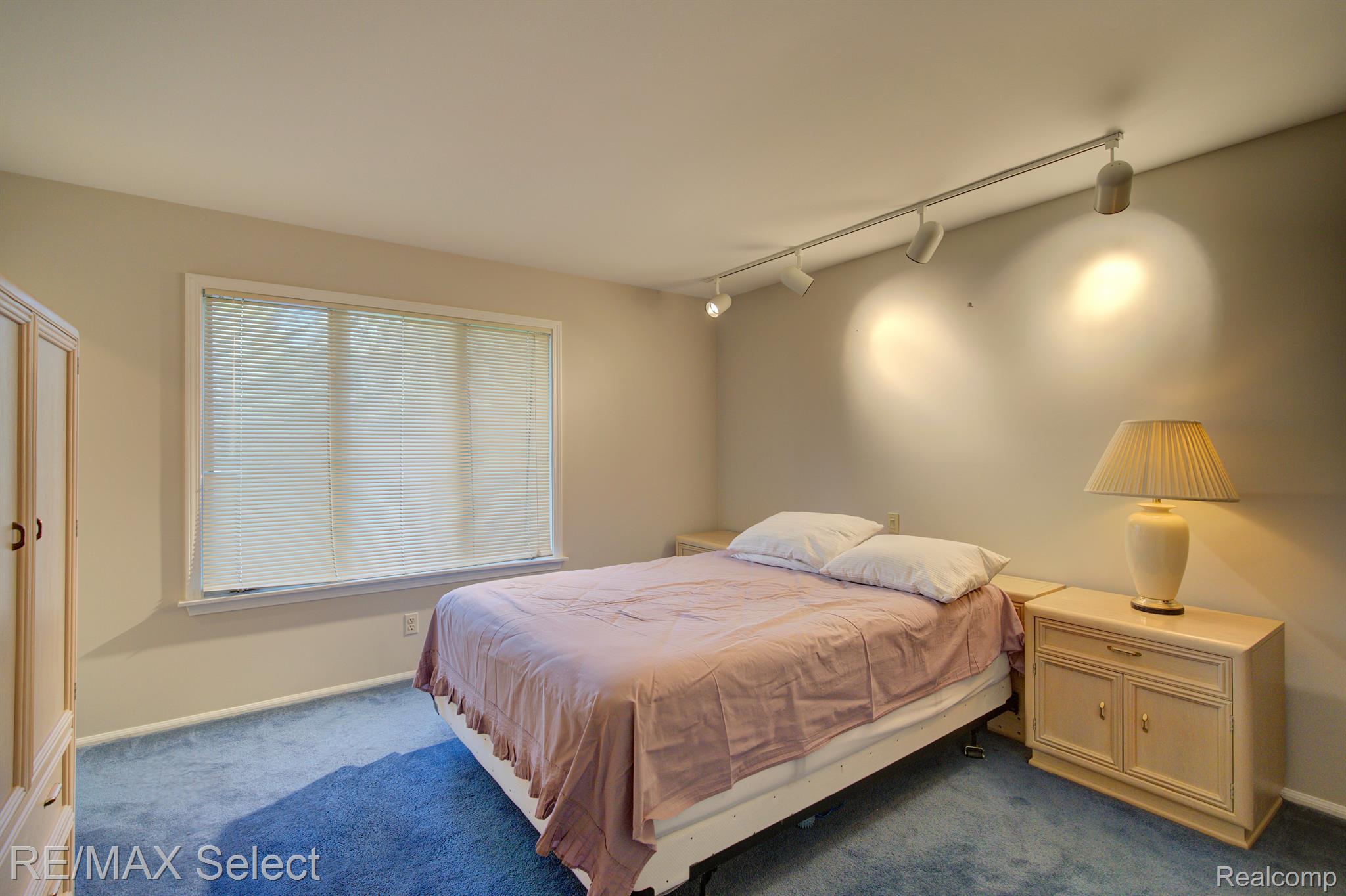 1267 DYEMEADOW Lane