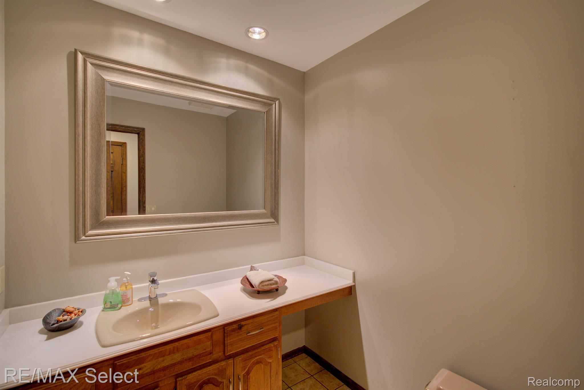 1267 DYEMEADOW Lane