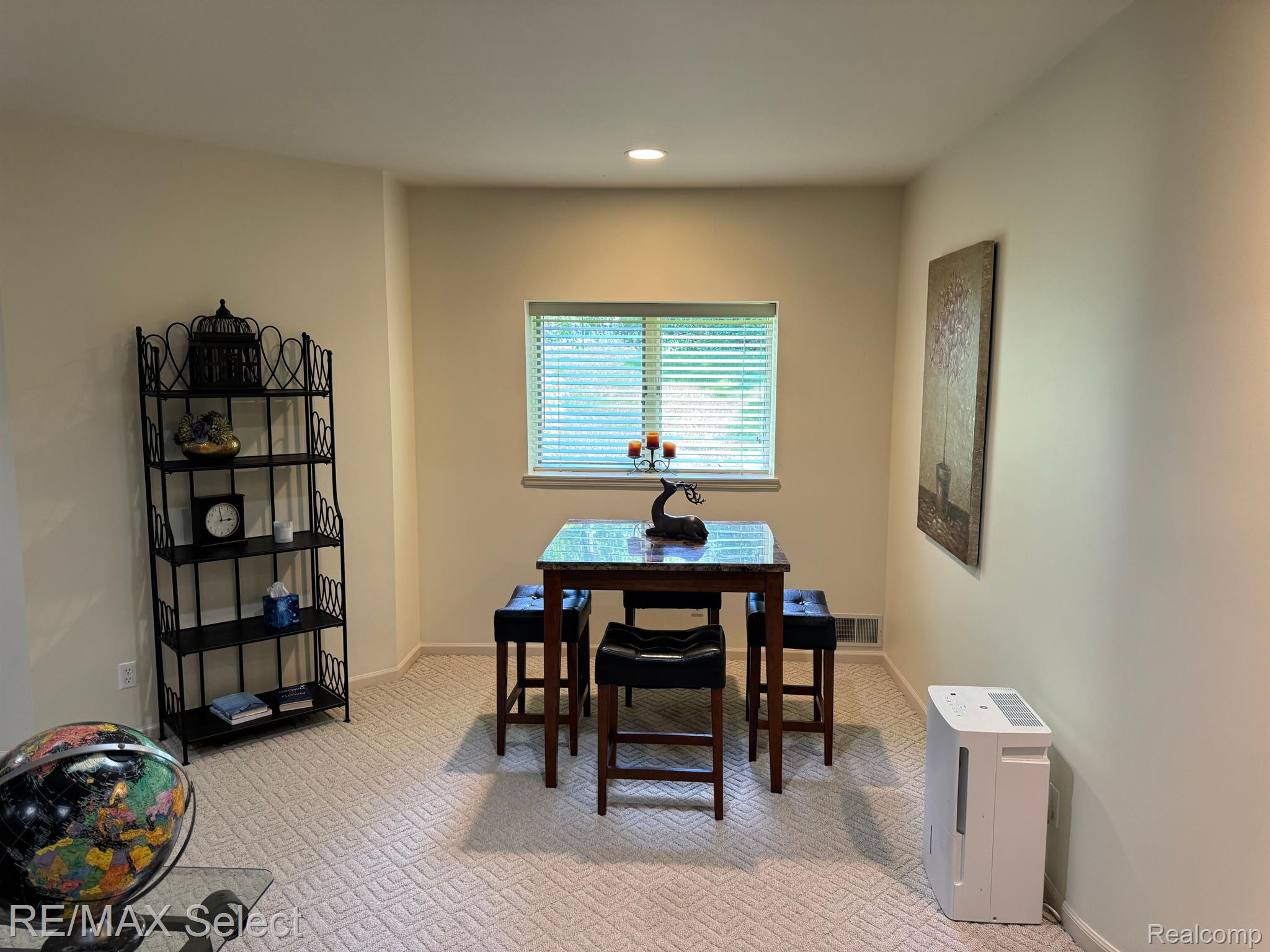 5378 WARWICK Trail