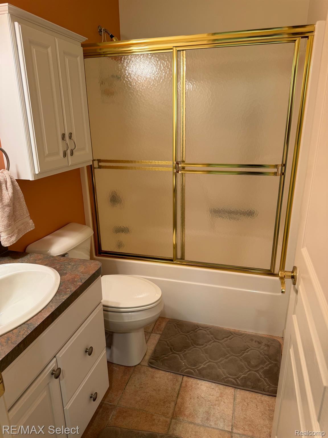 5378 WARWICK Trail