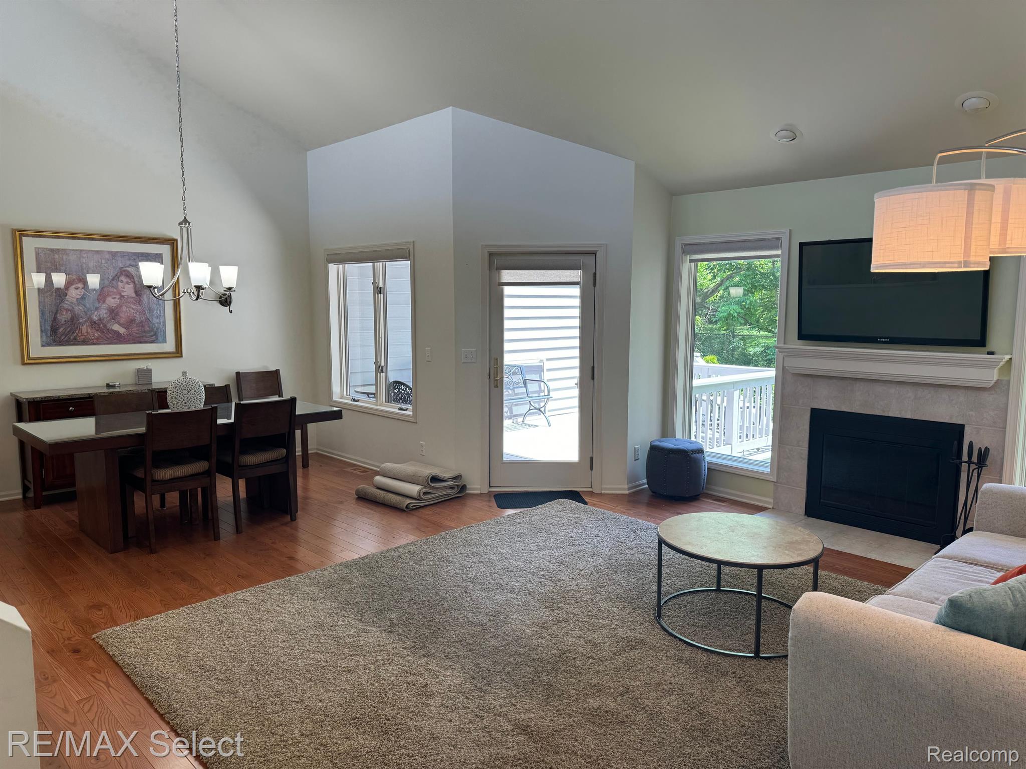 5378 WARWICK Trail