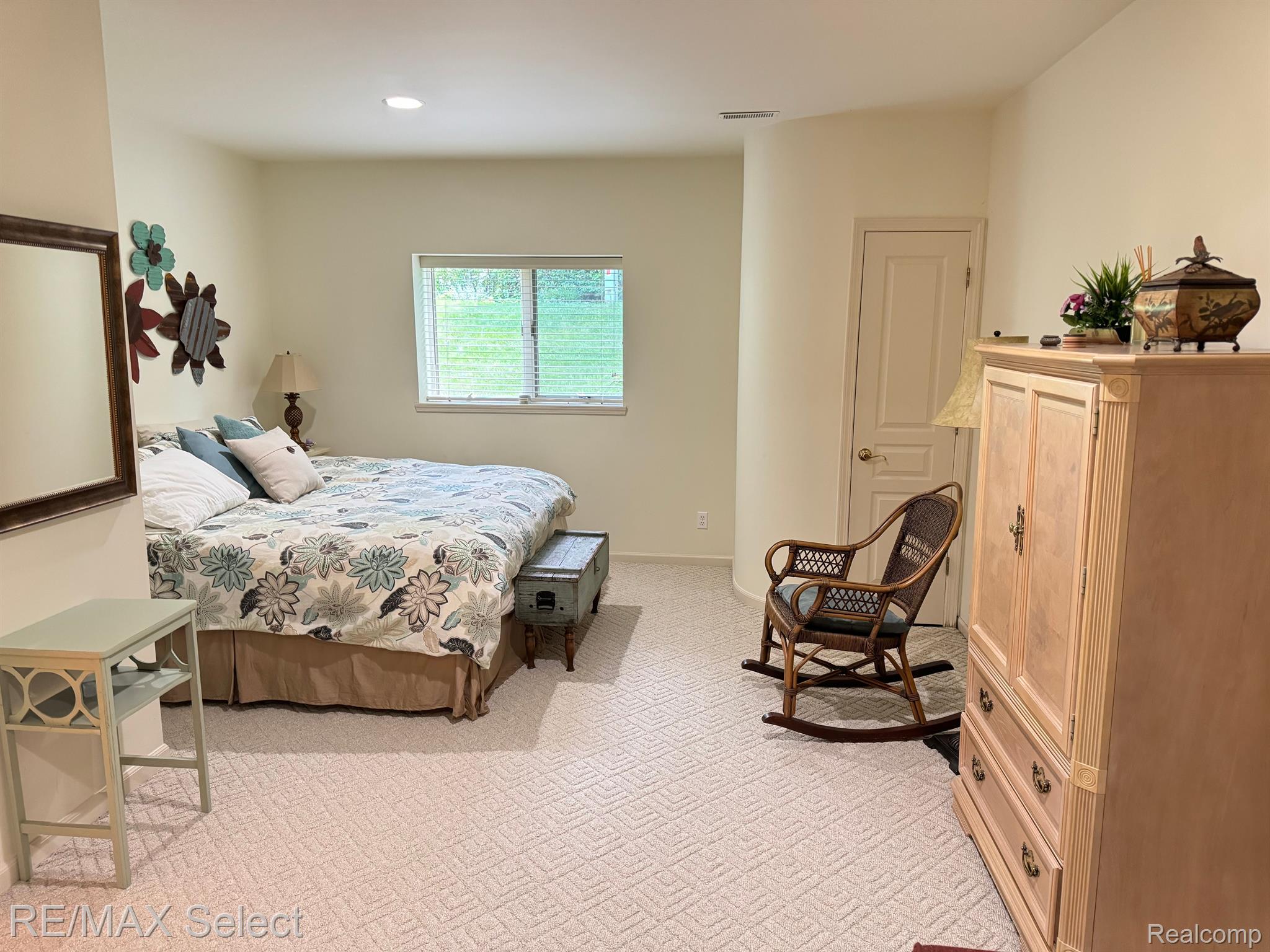 5378 WARWICK Trail