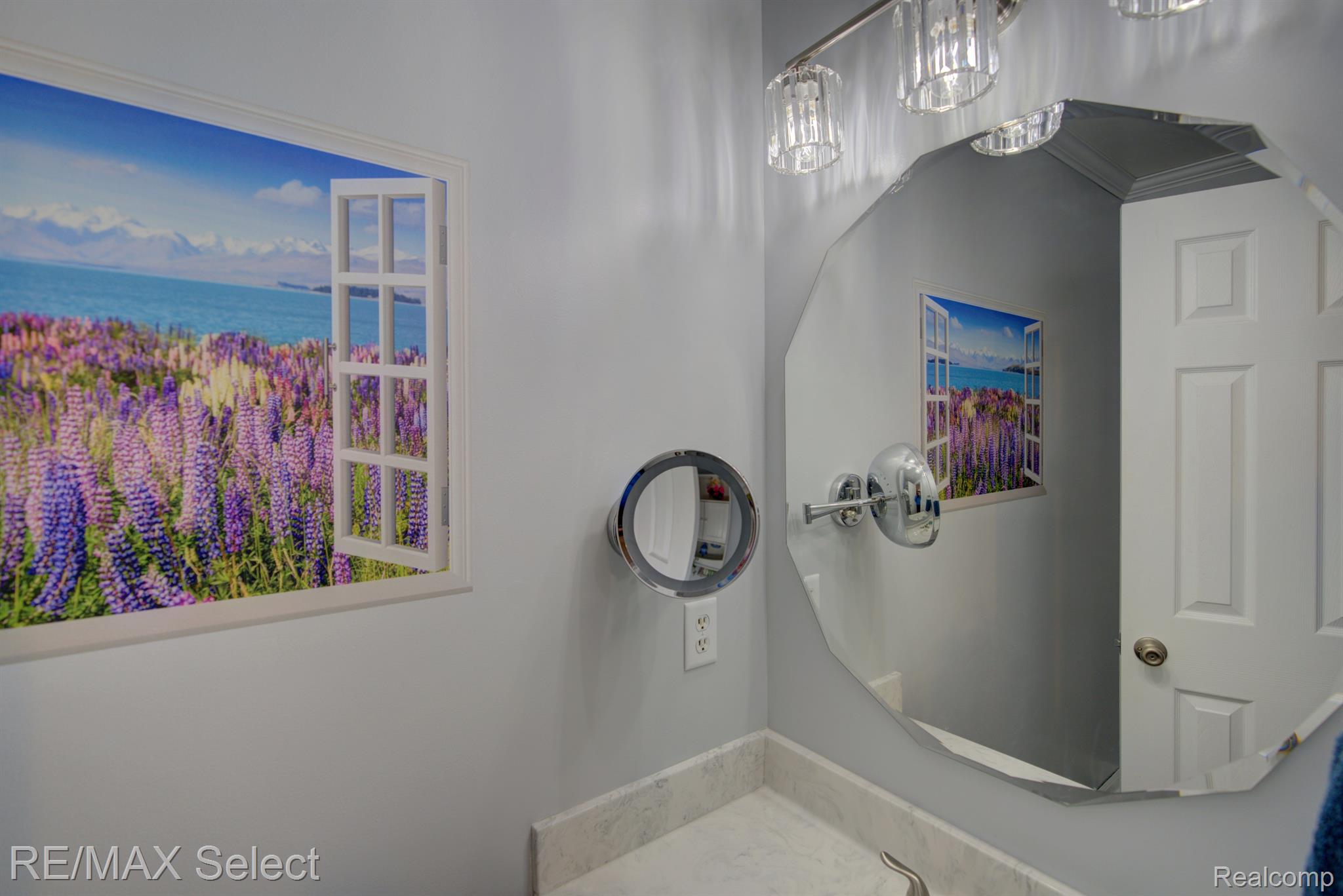 8468 RONDALE Drive