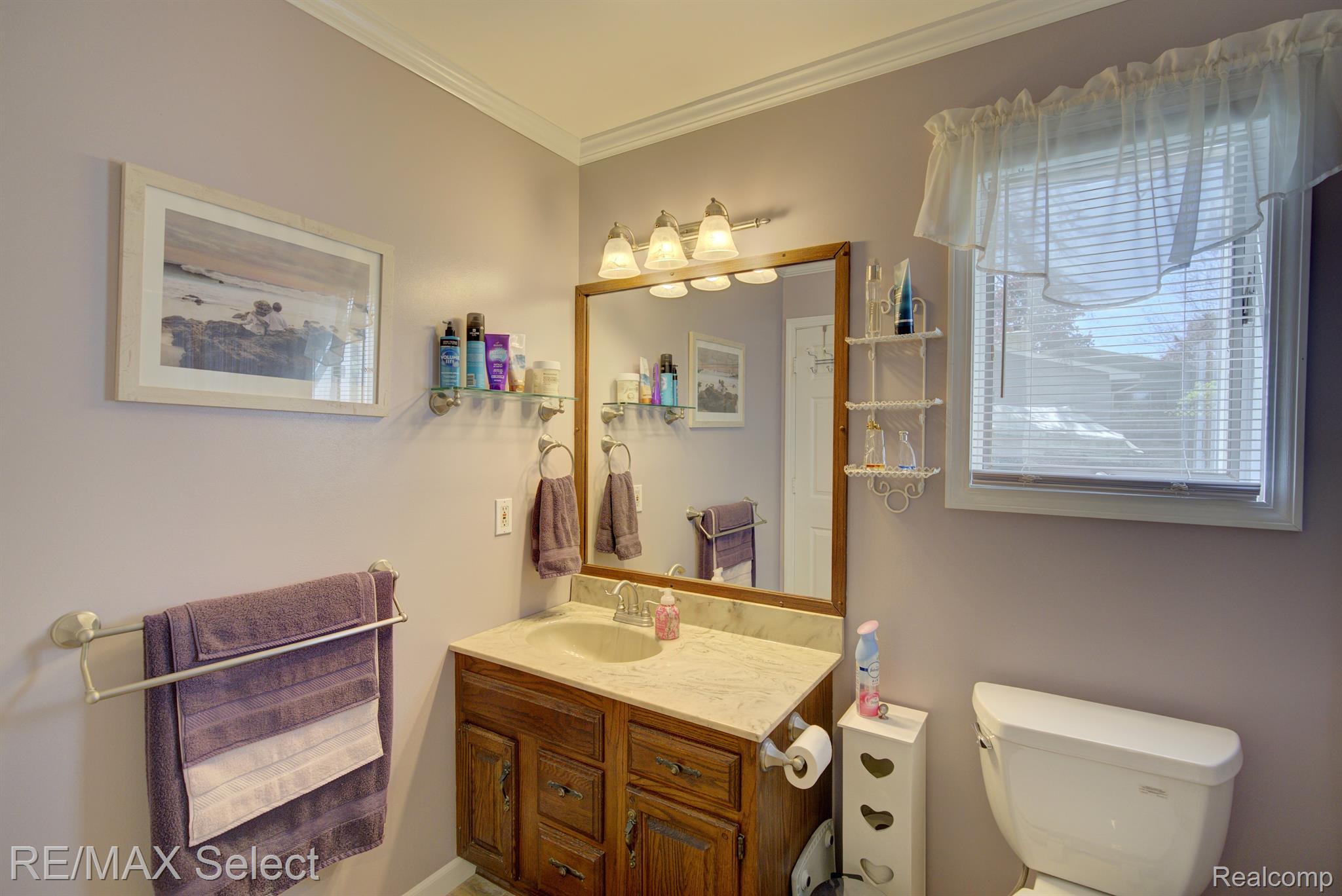 8468 RONDALE Drive