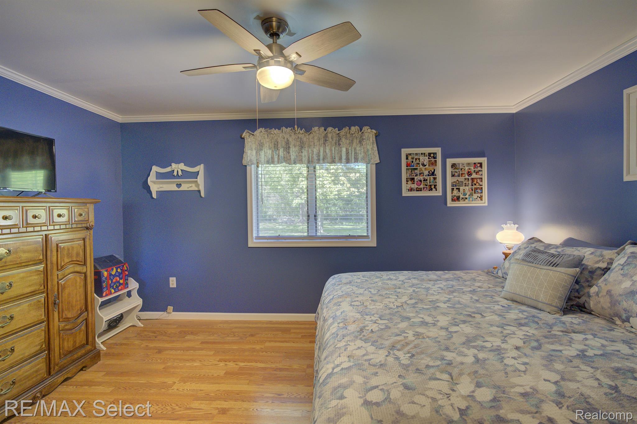 8468 RONDALE Drive