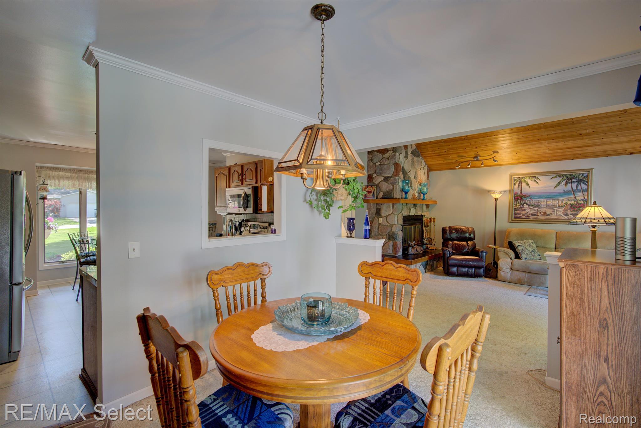 8468 RONDALE Drive
