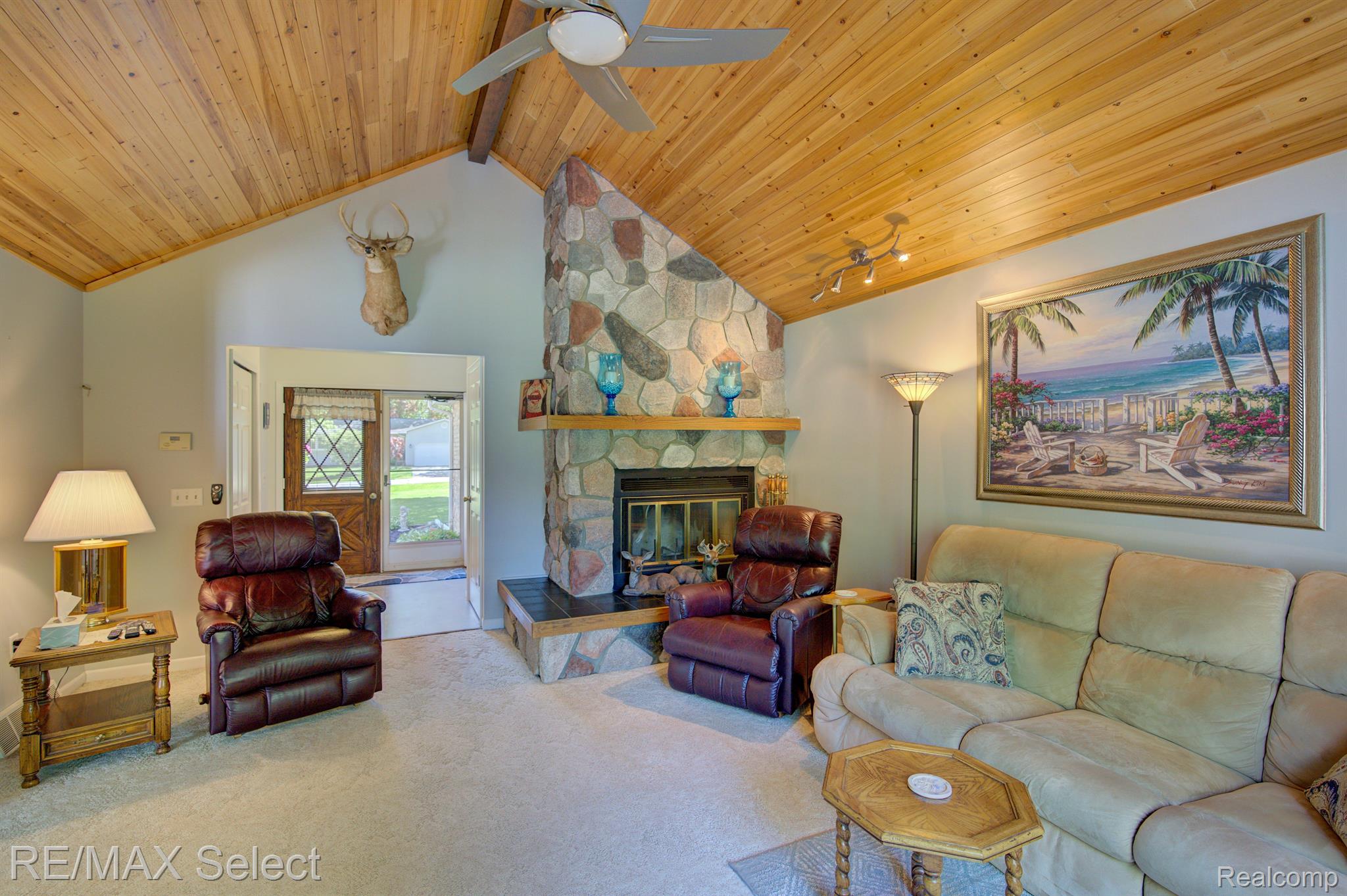 8468 RONDALE Drive