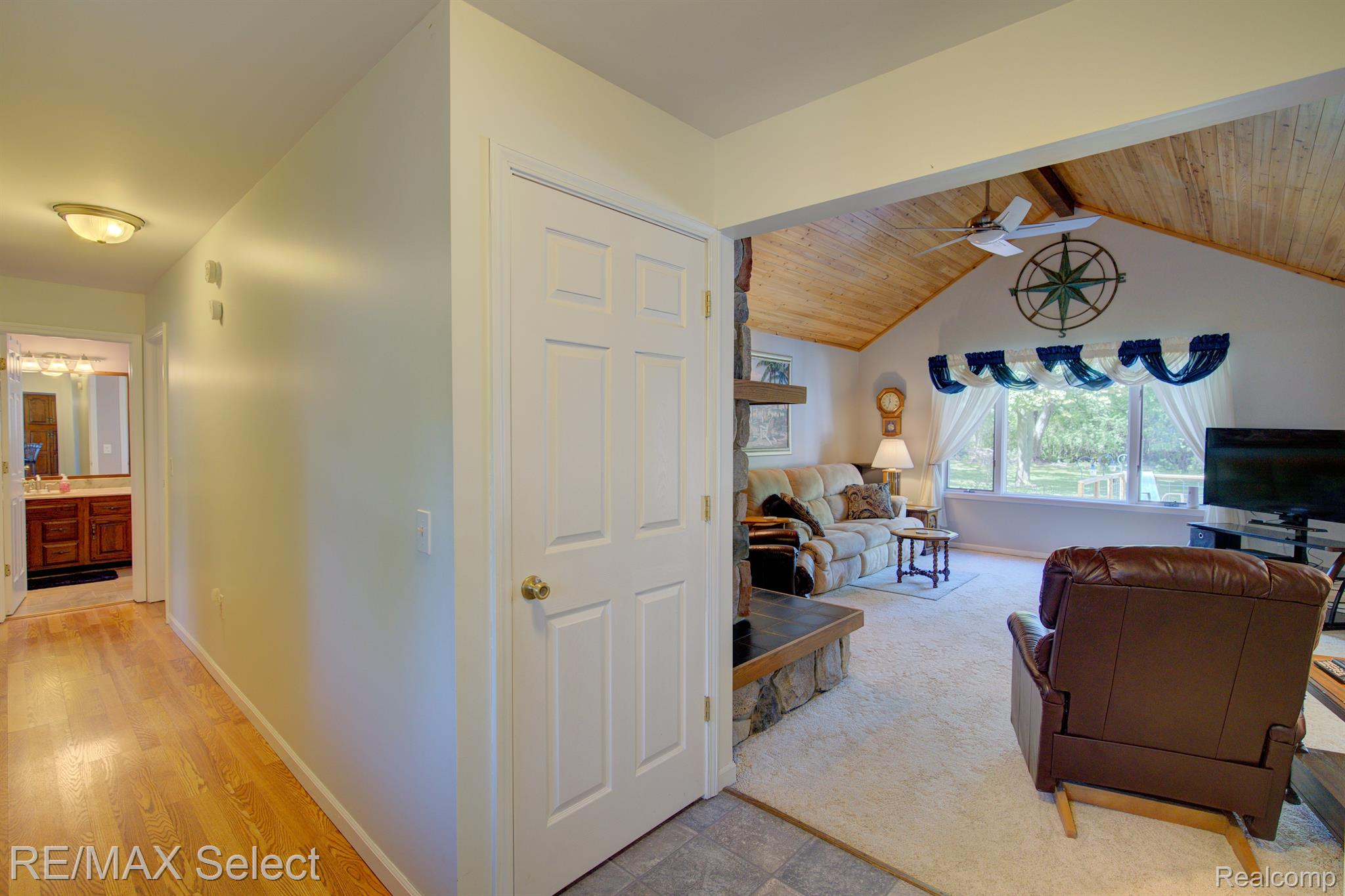 8468 RONDALE Drive