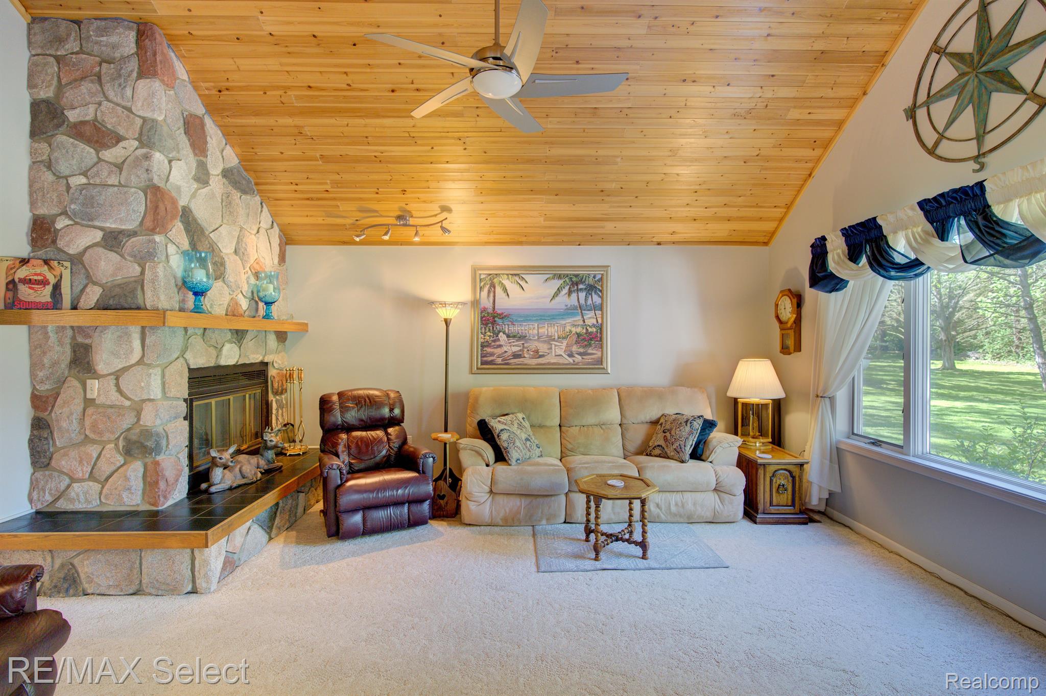 8468 RONDALE Drive