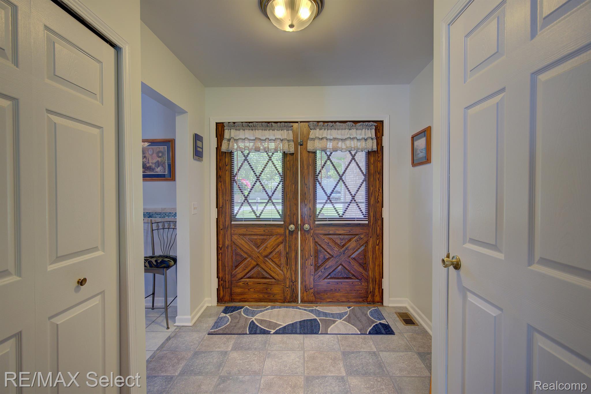 8468 RONDALE Drive