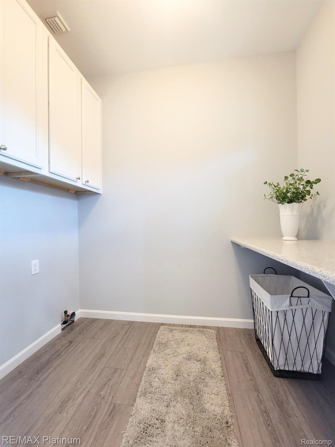 127 Crescent Avenue 18