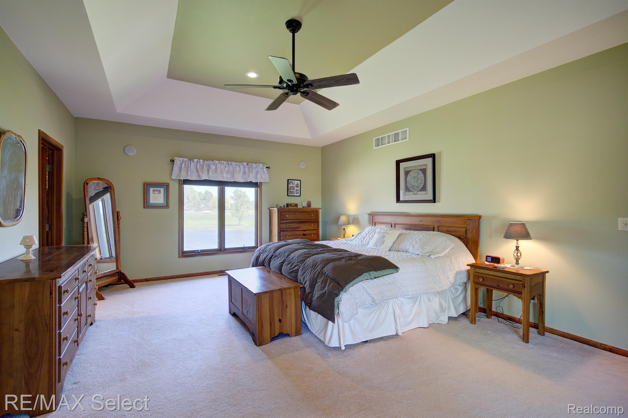 9120 RAY Road