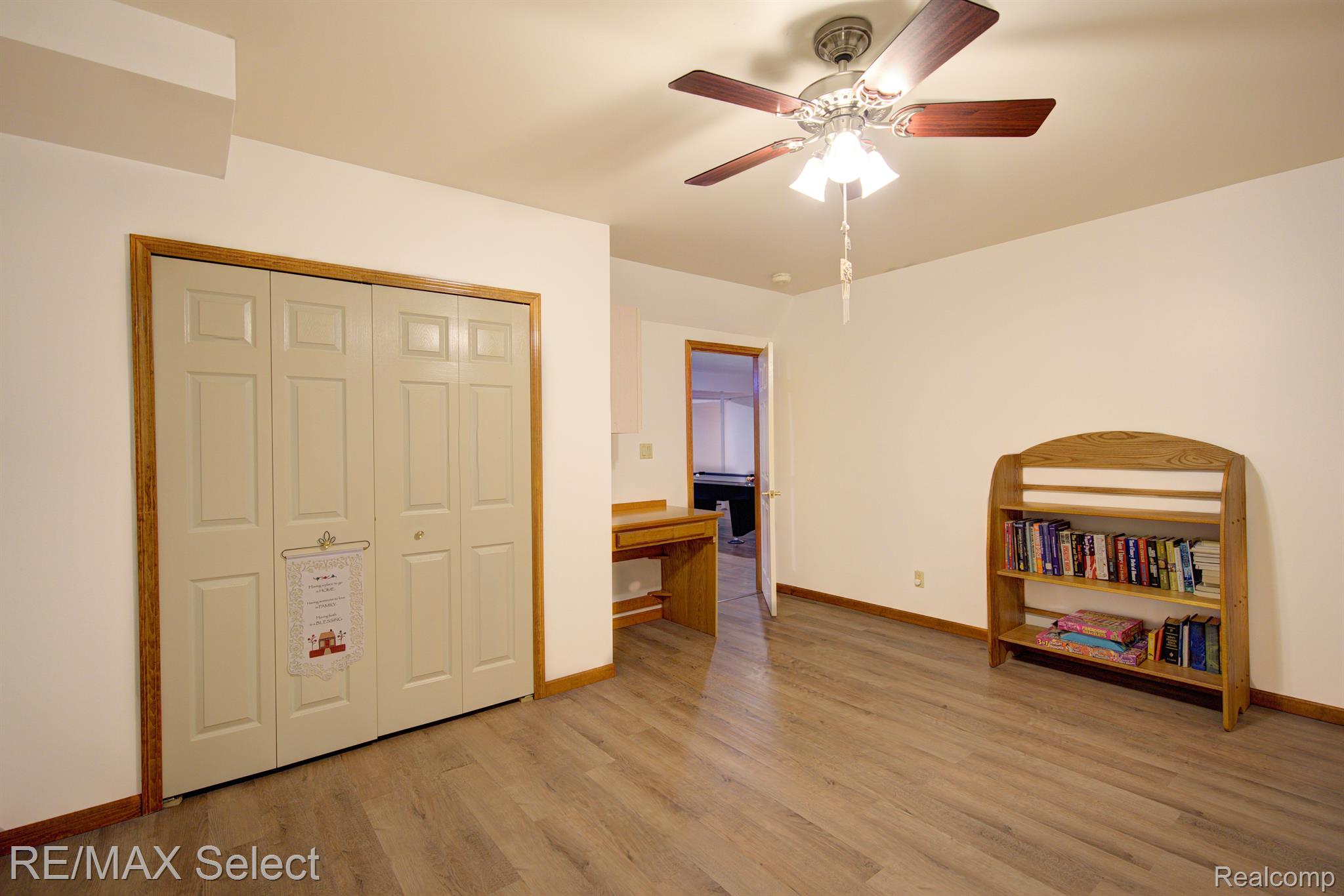 9120 RAY Road