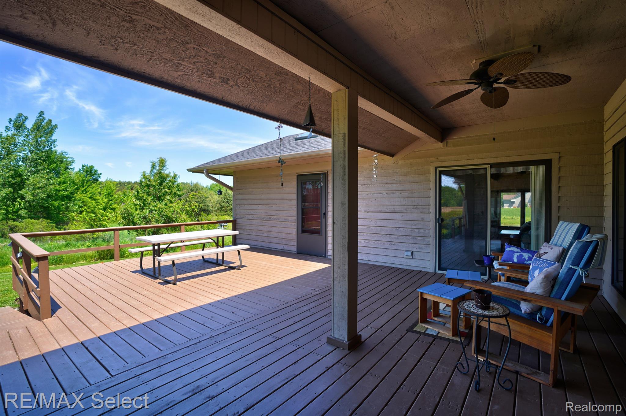9120 RAY Road