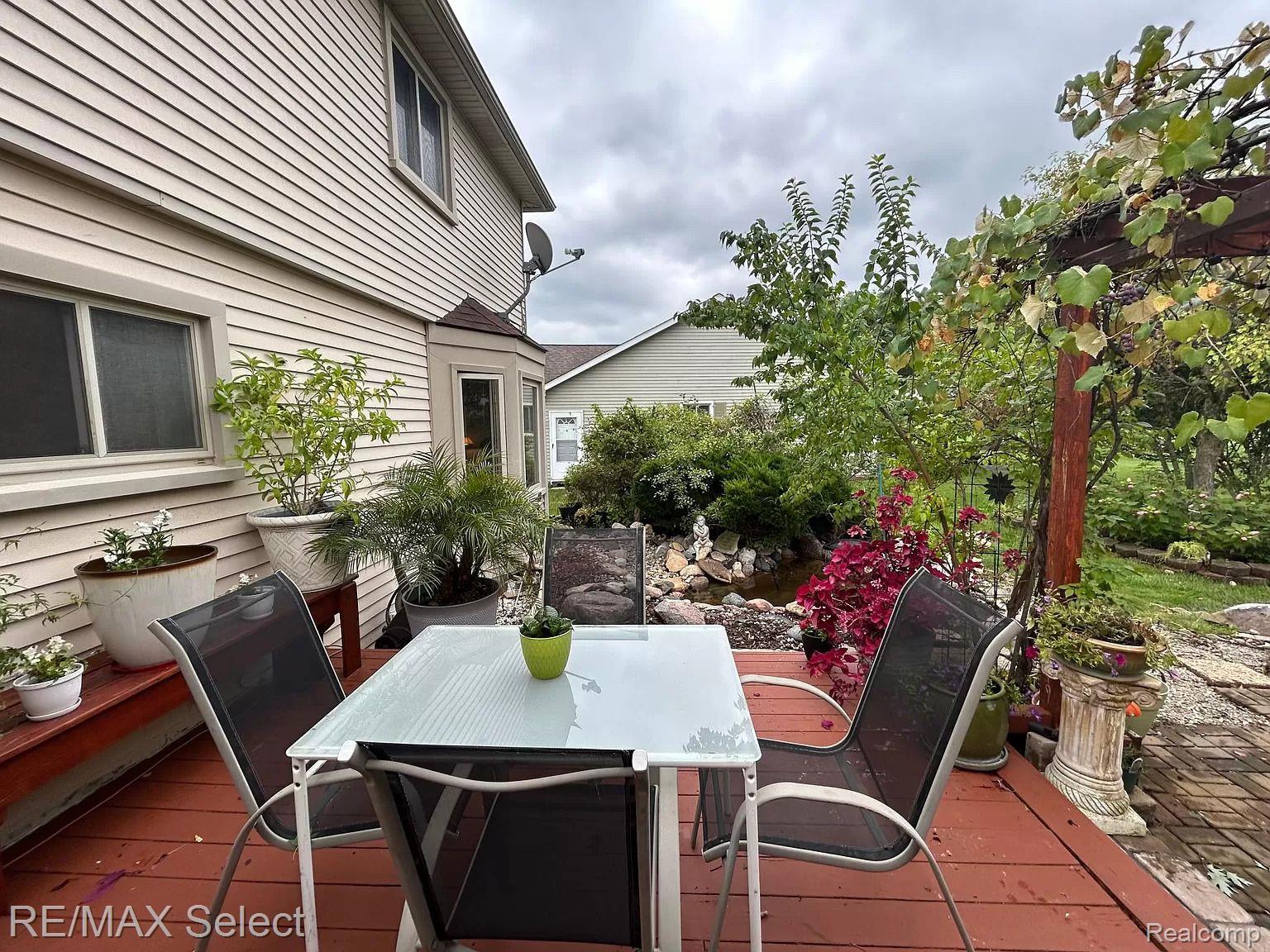 1294 WARNER CREEK Drive