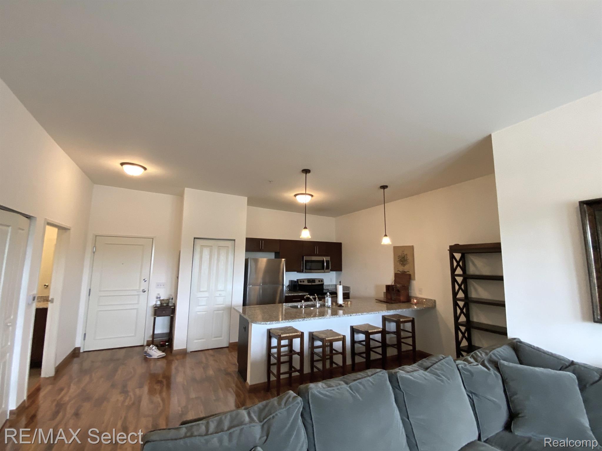 134 N LEROY Street 406