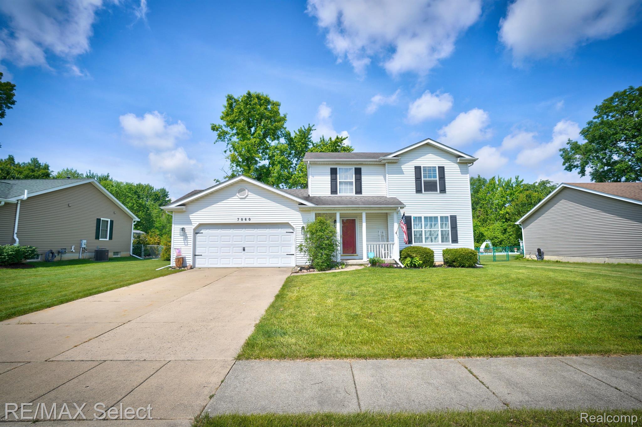 7060 GLEN OAK Drive