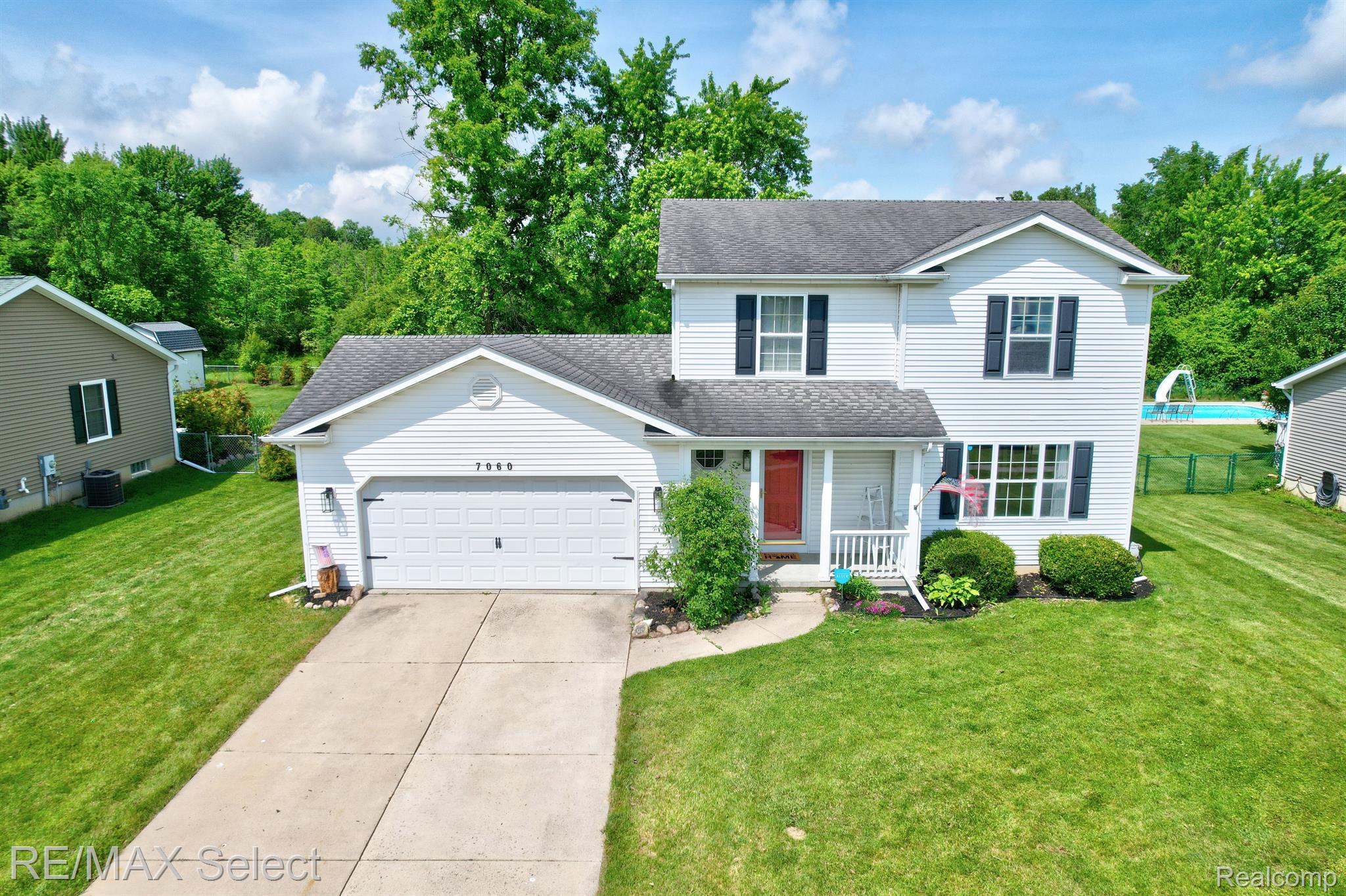 7060 GLEN OAK Drive