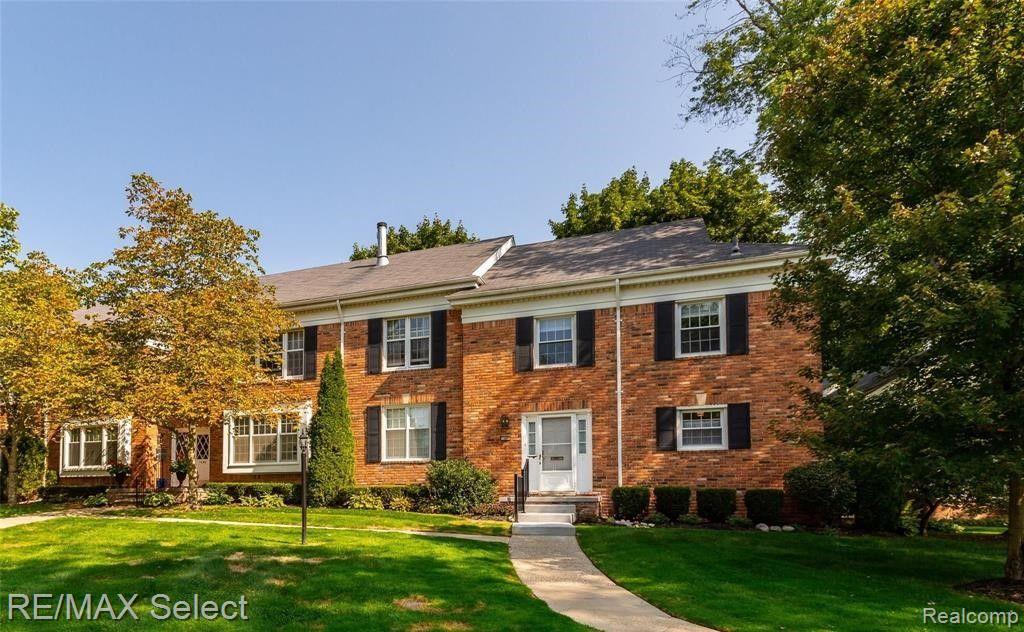 1400 TRAILWOOD Path